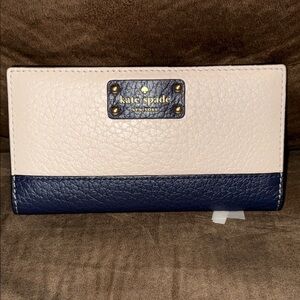 NWT-Kate Spade White and Blue Wallet